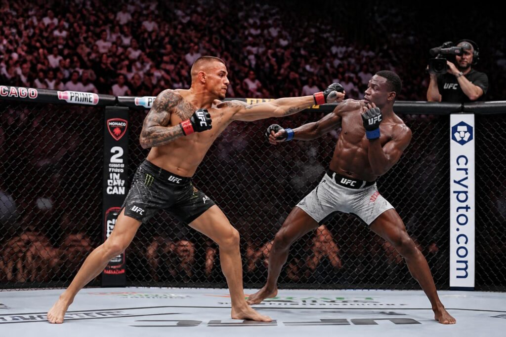 découvrez les principaux enjeux de l'ufc 319 pour les combattants et les passionnés de mma, avec une analyse des rivalités, défis et attentes qui rythment cet événement majeur.